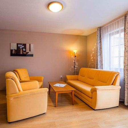 Apartman Eliska Třeboň Exteriör bild