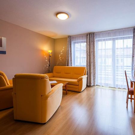 Apartman Eliska Třeboň Exteriör bild