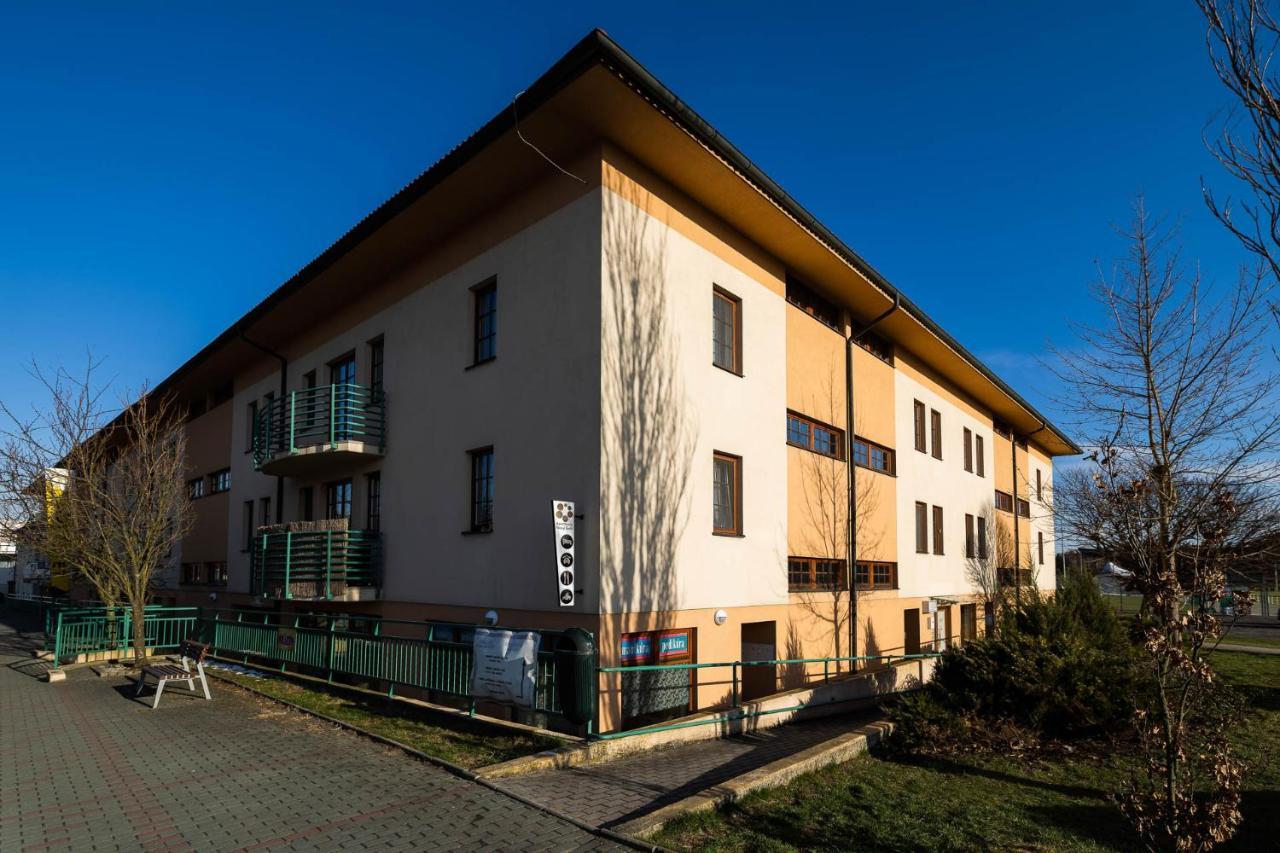 Apartman Eliska Třeboň Exteriör bild